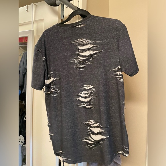 Men’s distressed style grunge tee - Picture 3 of 3